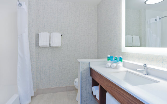 Holiday Inn Express & Suites Medina by IHG