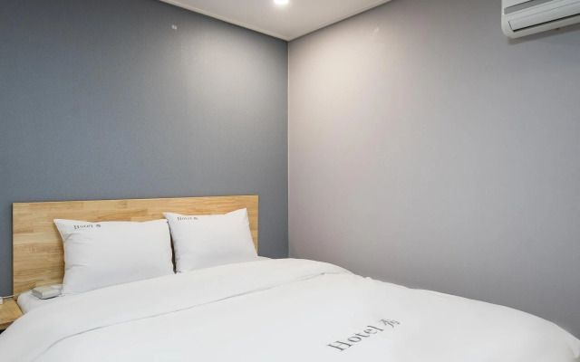 Gwangju Sangmu Su Hotel