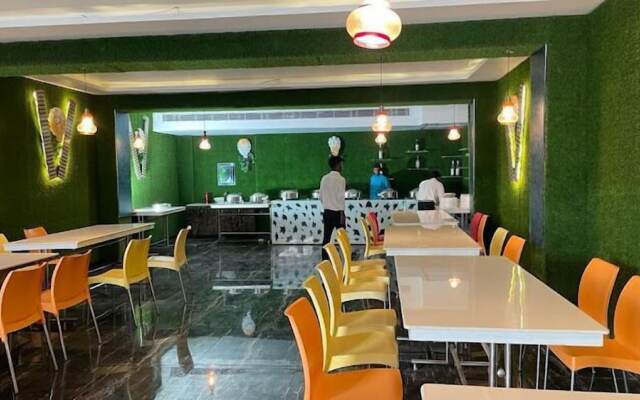 Hotel Destiny by OYO Rooms