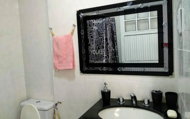 Monoambiente confortable a pasos de Bv. Oroño