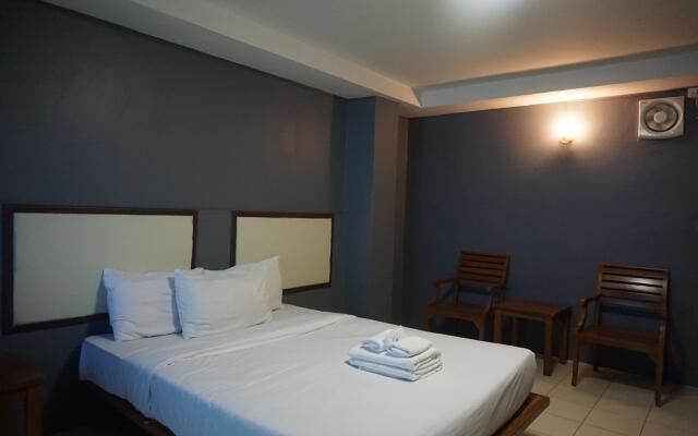 Bangkok Travel Suites