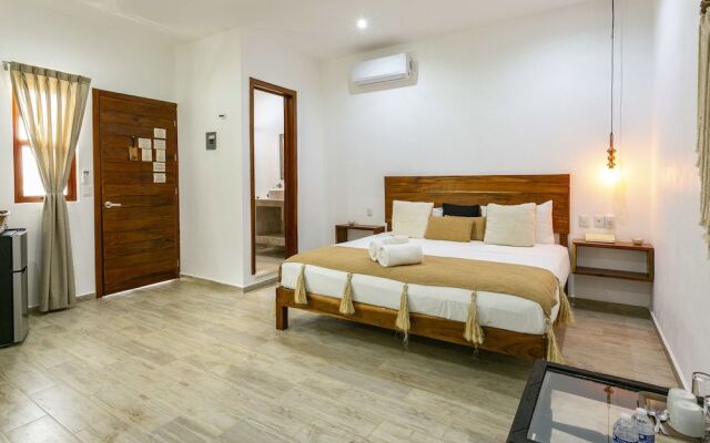 Standard Rooms by GuruHotel