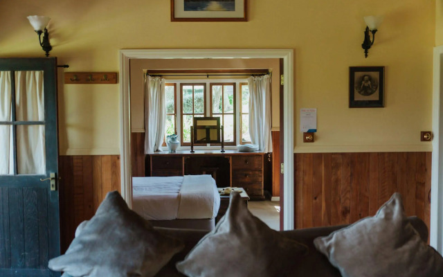 Vineyard Cottages