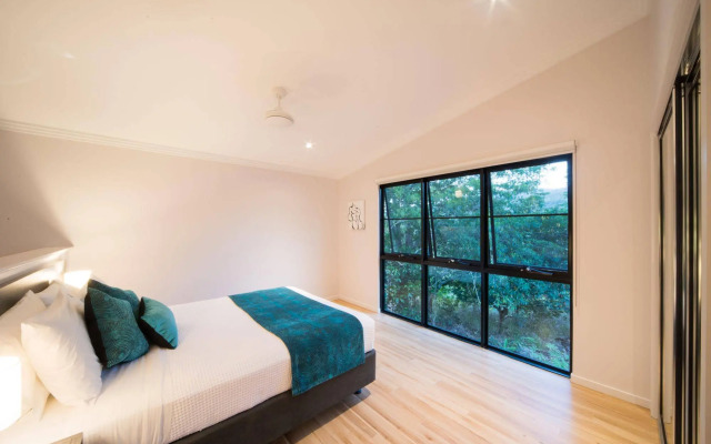 Seclude Rainforest Retreat