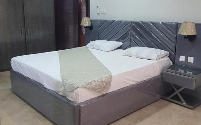 HotelH6