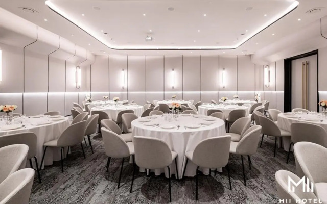 Mii Hotel Srinakarin