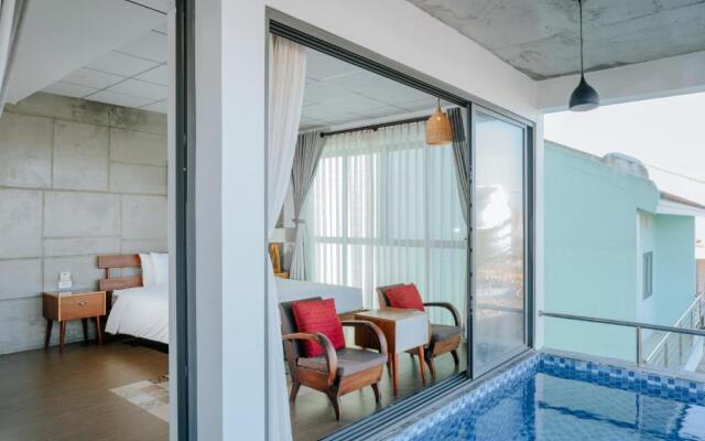 Hidden Beach Bungalow Sea View