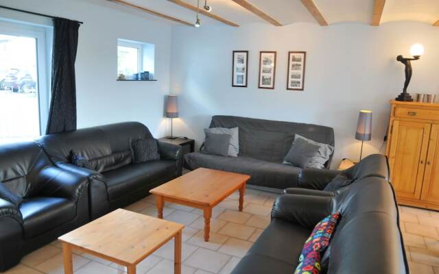 Grand Holiday Home in Durbuy with Garden