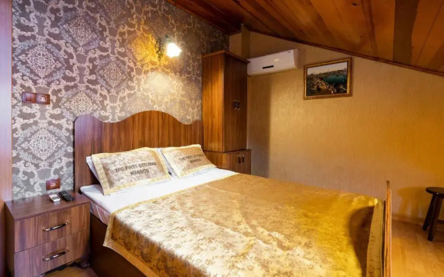 Rozin Hotel