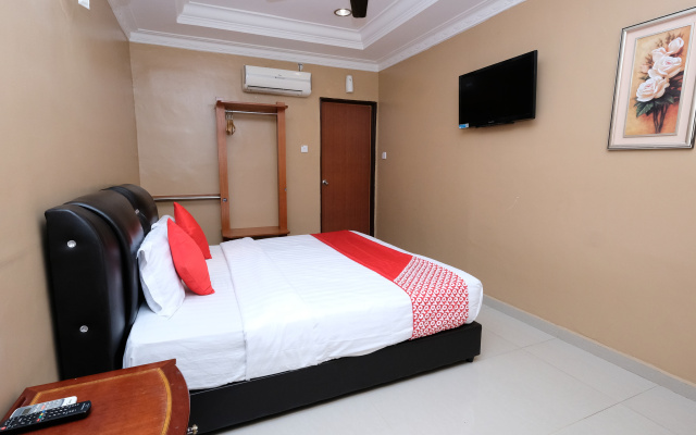 Swing & Pillows @ Ayuni Hotel, Bangi Selangor – Guest Rooms – Kajang
