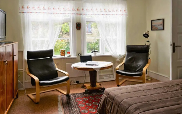 2 Person Holiday Home in Lysekil