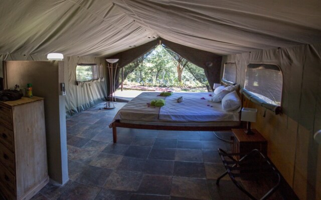 Kayova River Lodge