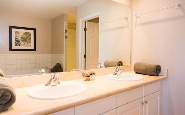 3rd-floor 2-bedroom Condo With Ocean View