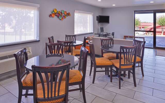 Americas Best Value Inn Batesville