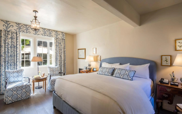 L Auberge Carmel