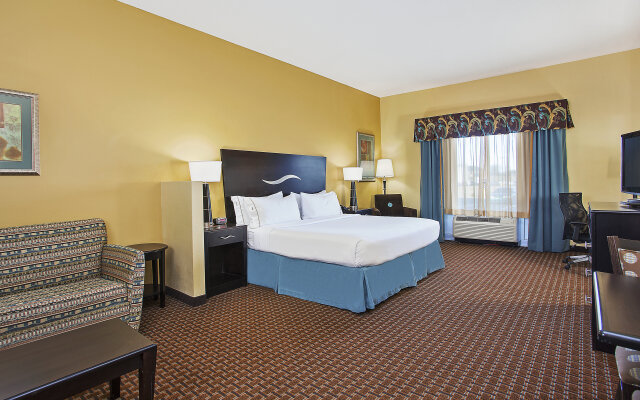 Holiday Inn Express & Suites Somerset Central by IHG