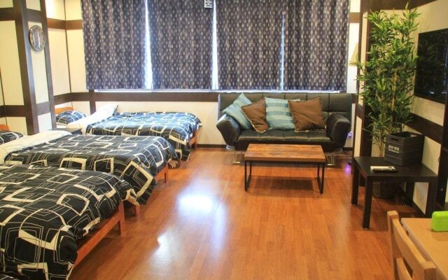 Naniwa Guest House Kuromon