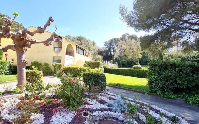 Appartement Six-Fours-les-Plages, 2 pièces, 4 personnes - FR-1-316-196