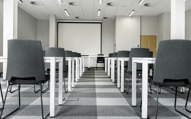 Waw Hotel Airport Okecie