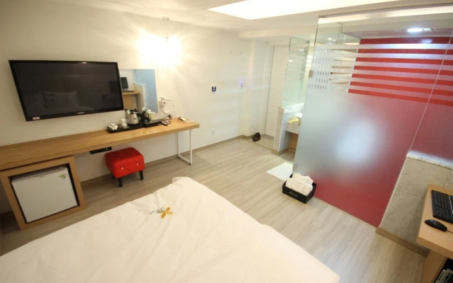 Busan Goejeong Guwol