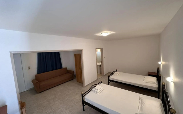 Sfinias Apartments