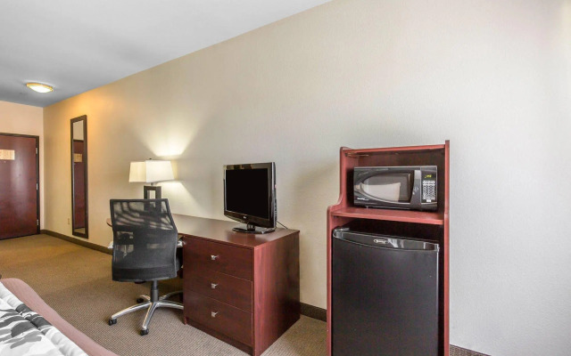 Sleep Inn & Suites Bush Intercontinental - IAH East