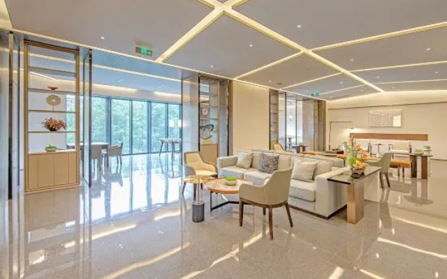 CM+ Serviced Apartment Beijing Huashang