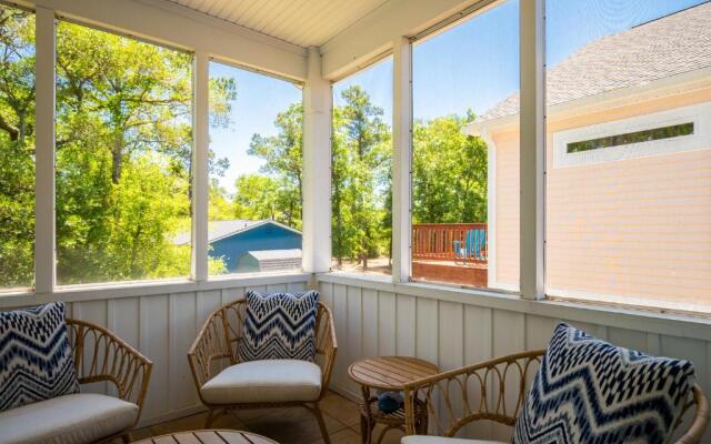 Sea Haven by Oak Island Accommodations