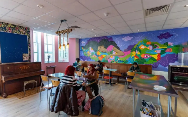 Hostelle