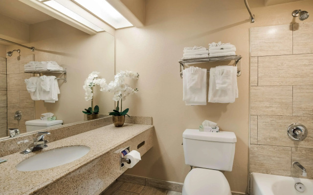 Best Western Escondido Hotel