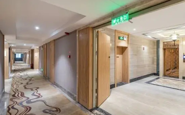 Xiyuan Jinrun Hotel (Longli)