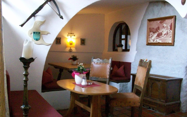 Schlosshotel Rosenegg