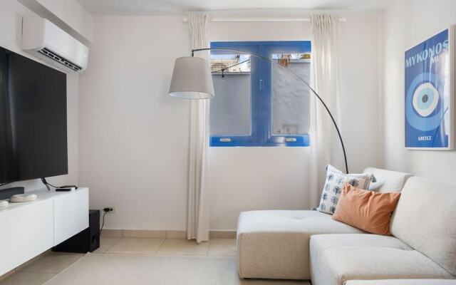 Santorini Villa 9Bd 9B Pool Beach House