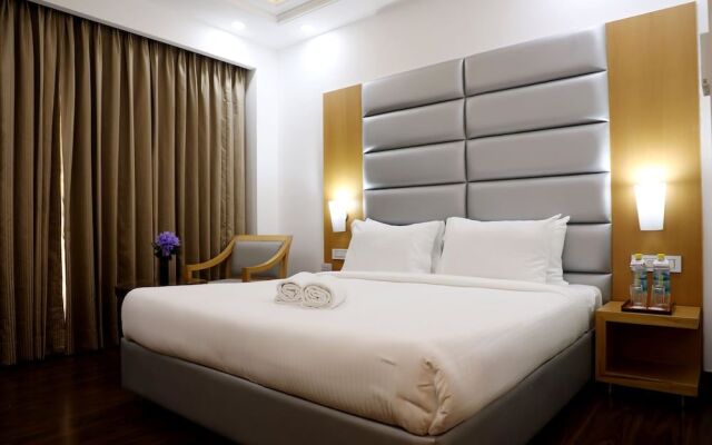 Hotel Gms Grand