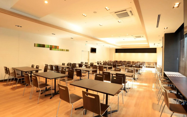 Smile Hotel Premium Osaka Hommachi