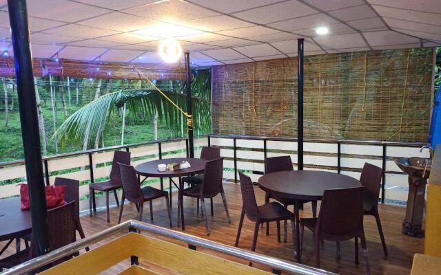 White Pearl Homestay