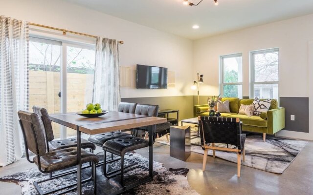 3BR East Side Urban Retreat