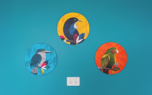 Roomie Apartment Hotel