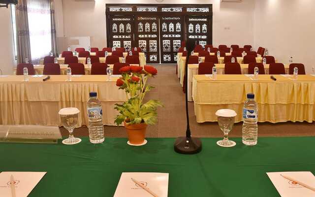 Puri Saron Senggigi Hotel