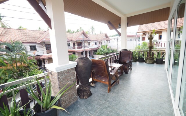 Lana Pool Villa