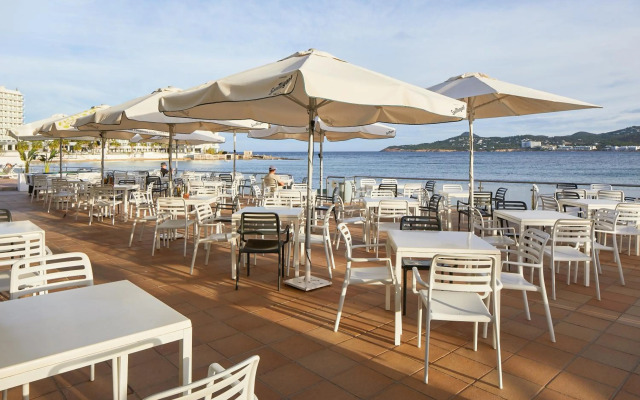 Playa Bella Beach Apartments
