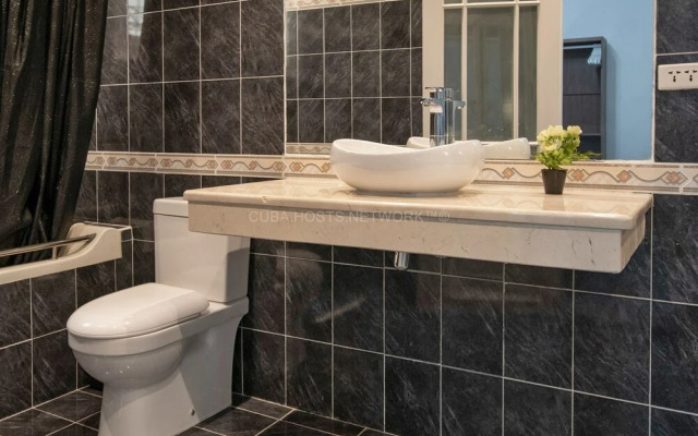 Malecon Casa de Lujo con WiFi GRATIS