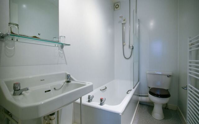 The Murray Arms Hotel