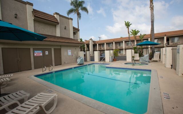 Days Inn Maingate