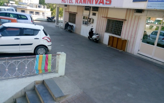 Hotel Ram Niwas