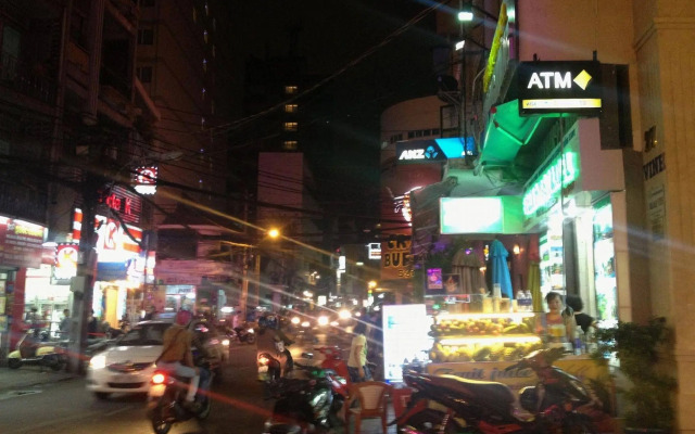 Valentine Hotel