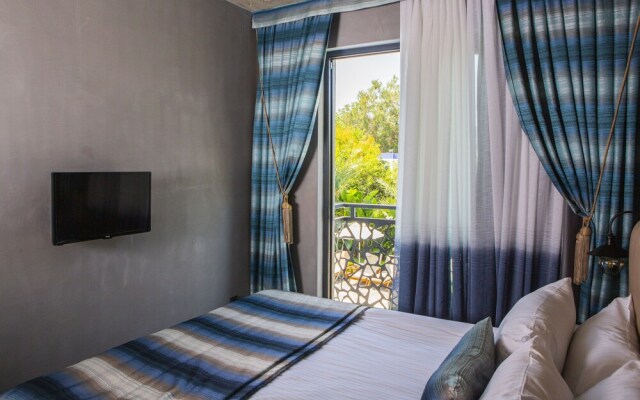 Sandora Boutique Hotel