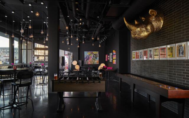 MOXY Minneapolis Uptown