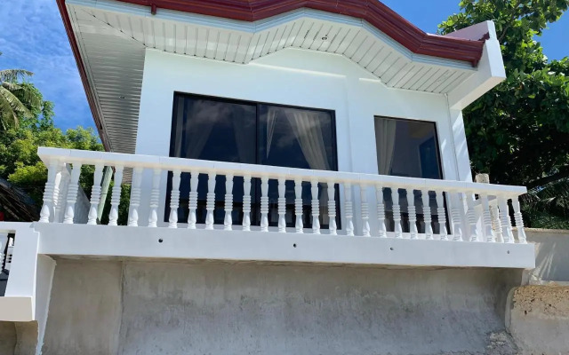 LUNA OSLOB TRAVELLERS INN - Beach Front