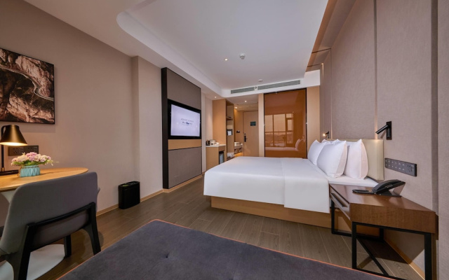 Howard Johnson By Wyndham Club Hotel Songshan Lake Dongguan